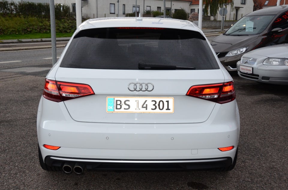 Audi A3 35 TFSi Sport Limited Sportback S-tr. 5d