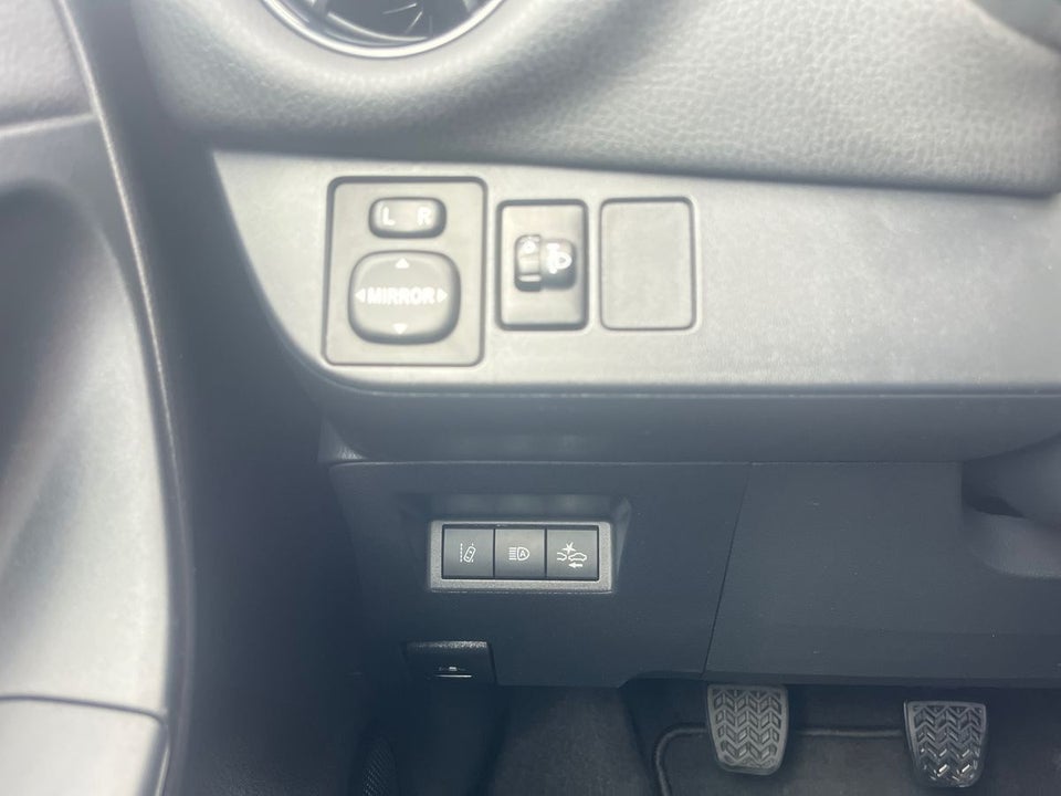 Toyota Yaris 1,0 VVT-i T3 Design 5d