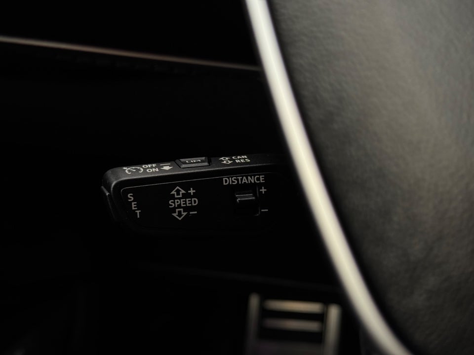 Audi Q8 e-tron 55 S-line Sportback quattro 5d