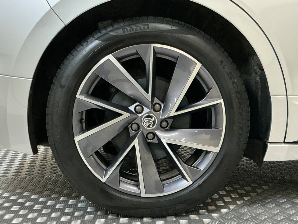 Skoda Enyaq 60 iV Sportline 5d