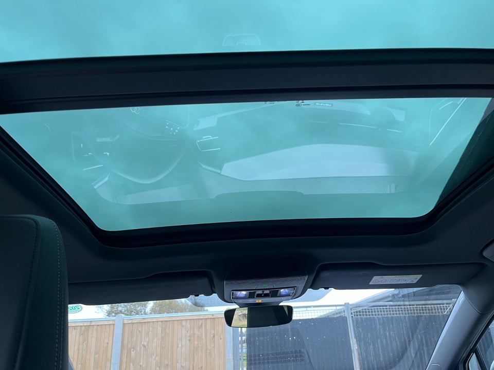 Audi Q4 e-tron 40 S-line 5d