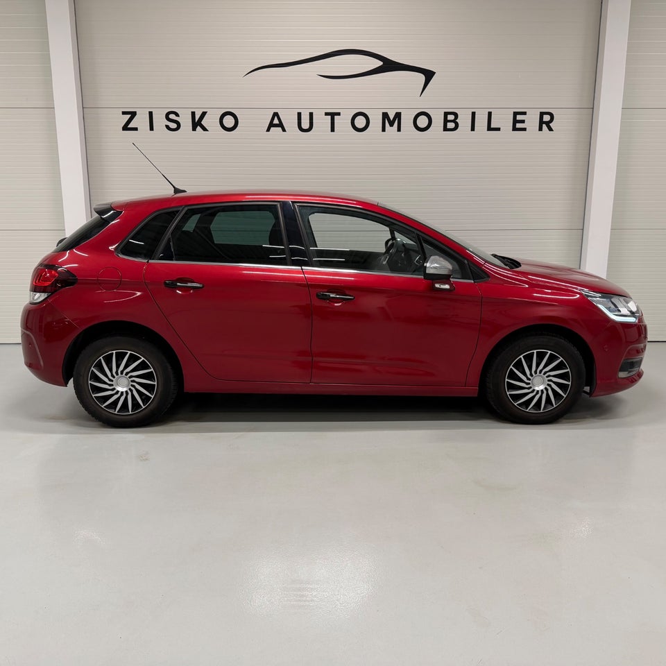 Citroën C4 1,6 e-HDi 115 Seduction 5d