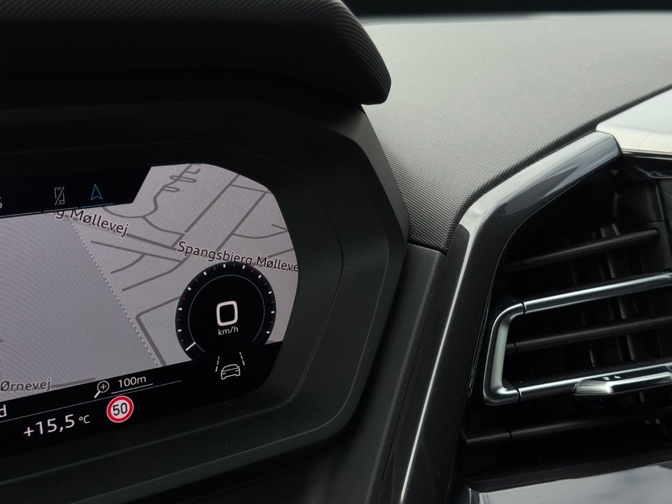 Audi Q4 e-tron 40 S-line 5d