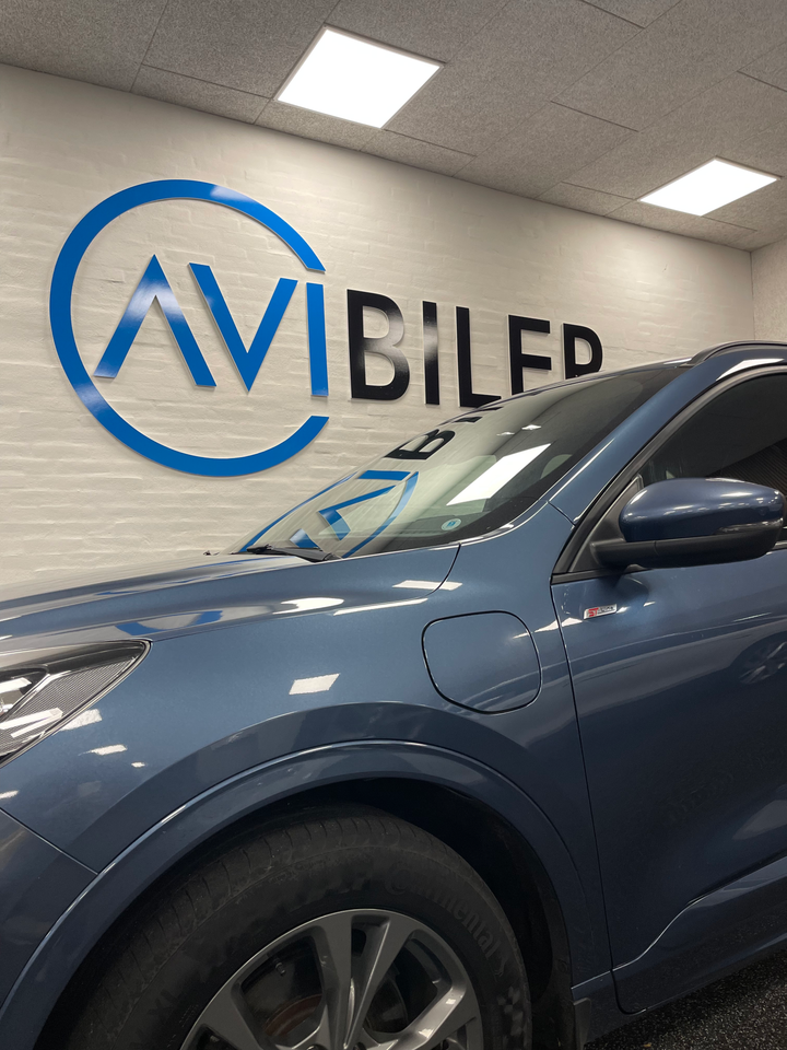 Ford Kuga 2,5 PHEV ST-Line X CVT 5d