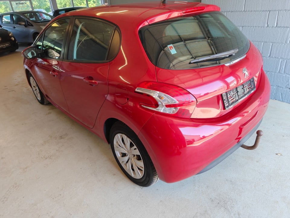 Peugeot 208 1,2 VTi 82 Active 5d