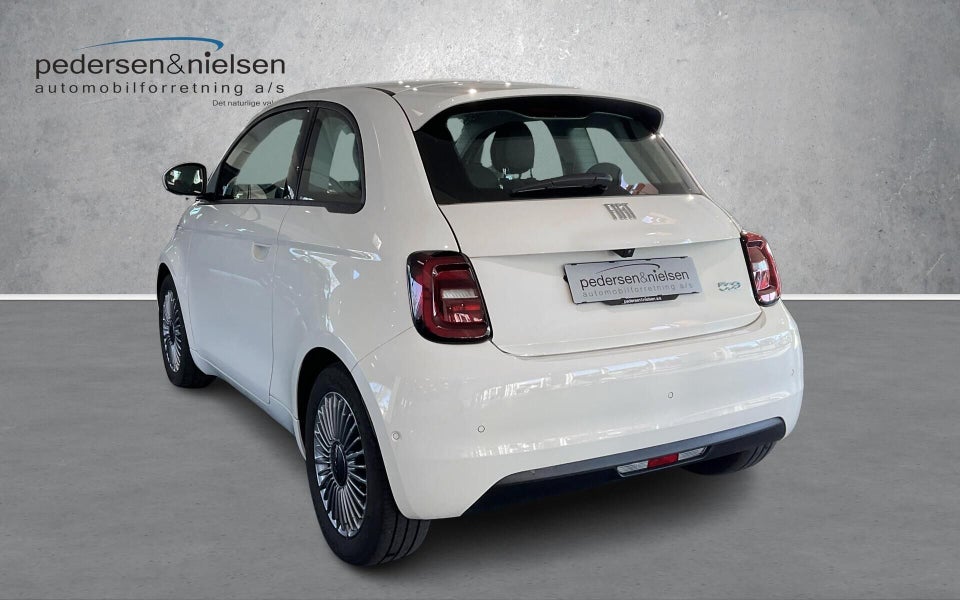Fiat 500e 42 Icon 3d