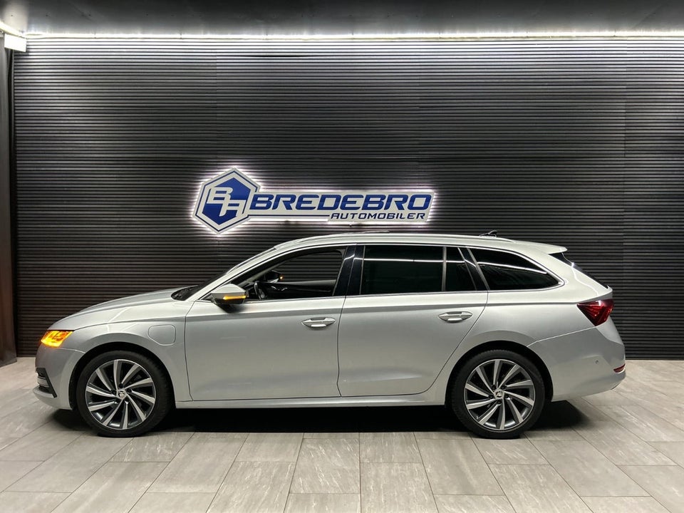 Skoda Octavia 1,4 TSi iV Sportline Combi DSG 5d