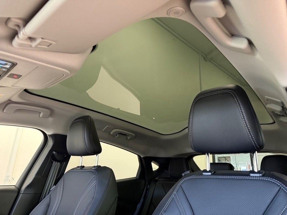 Ford Mustang Mach-E 98 Premium Extended Range 5d