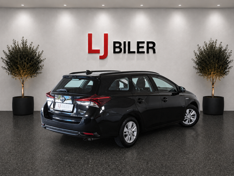 Toyota Auris 1,8 Hybrid H1 Touring Sports CVT 5d