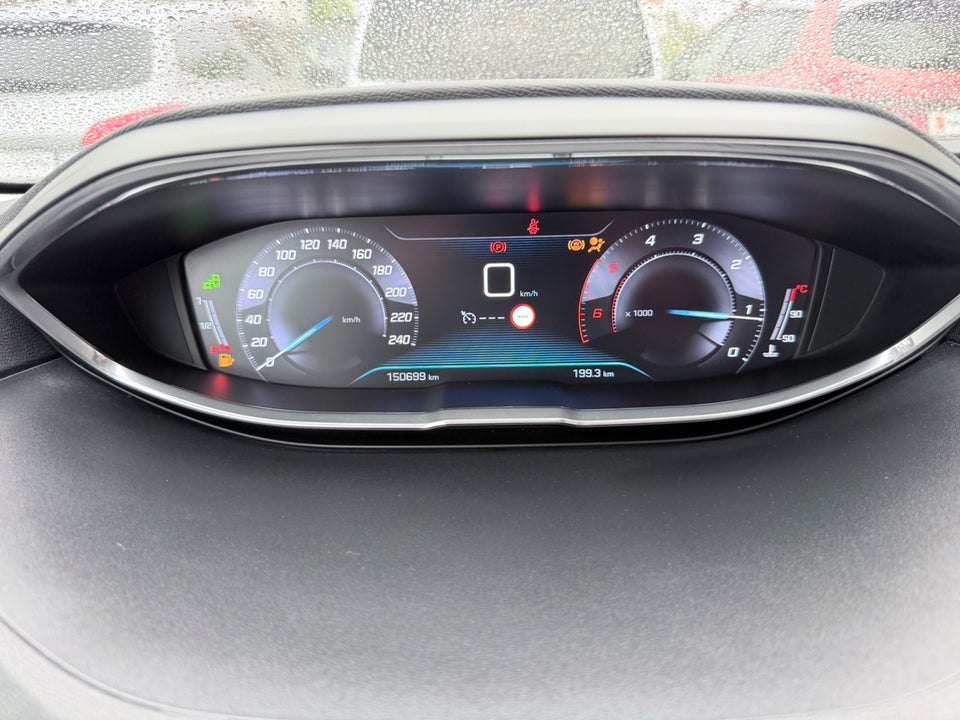 Peugeot 5008 1,5 BlueHDi 130 Allure 7prs 5d