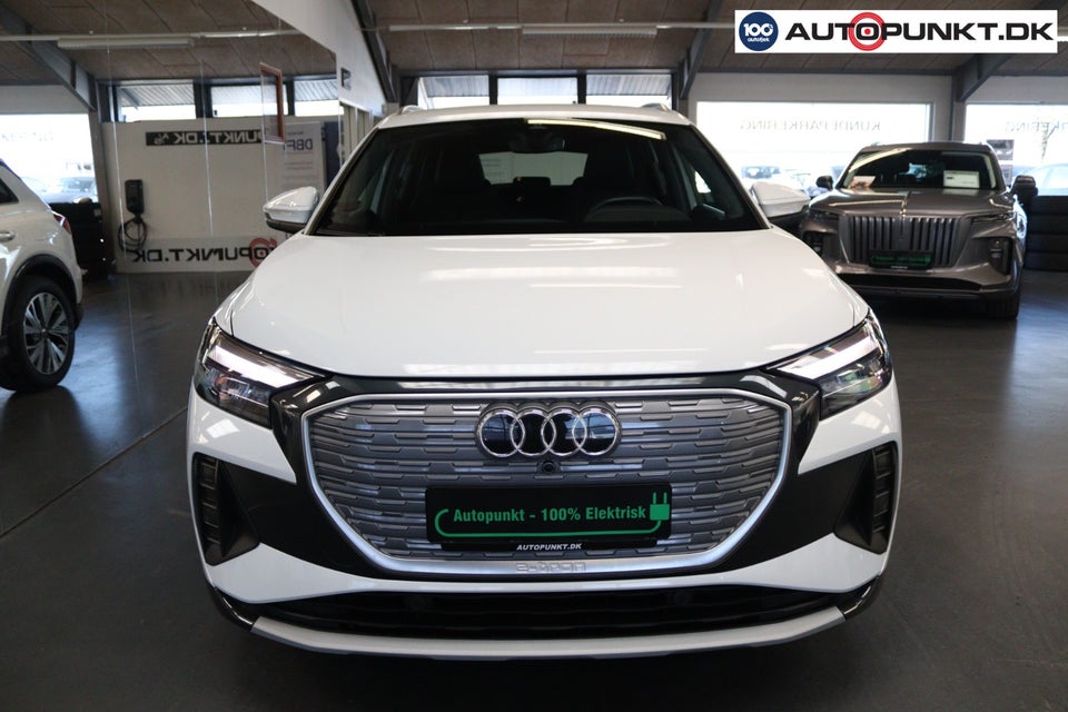 Audi Q4 e-tron 45 Progress 5d