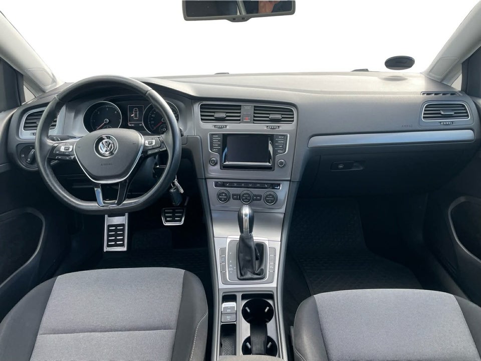 VW Golf VII 1,6 TDi 105 Highline DSG BMT Van 5d