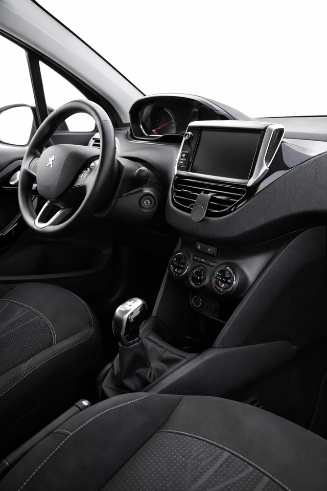 Peugeot 208 1,6 e-HDi 92 Active 5d