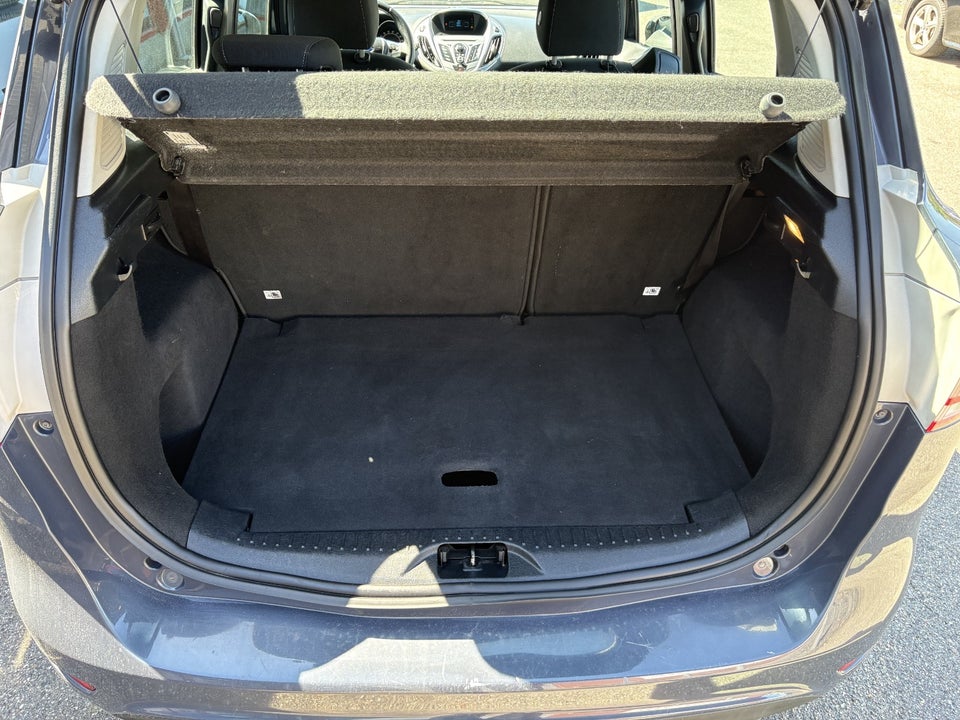 Ford B-MAX 1,0 SCTi 100 Titanium 5d