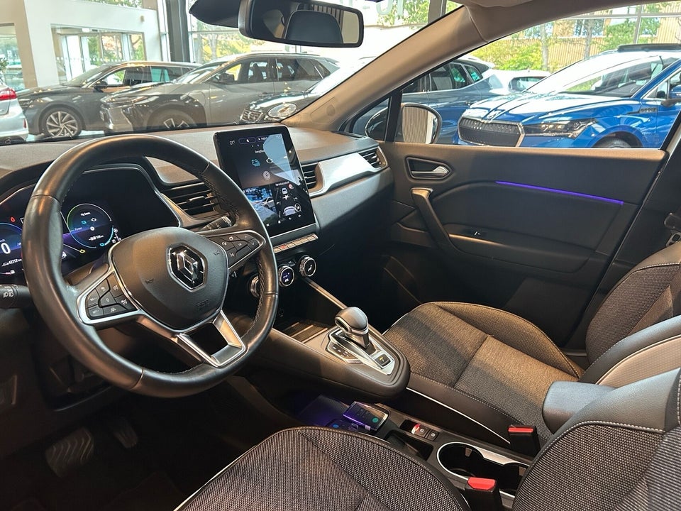 Renault Captur 1,6 E-Tech Intens 5d