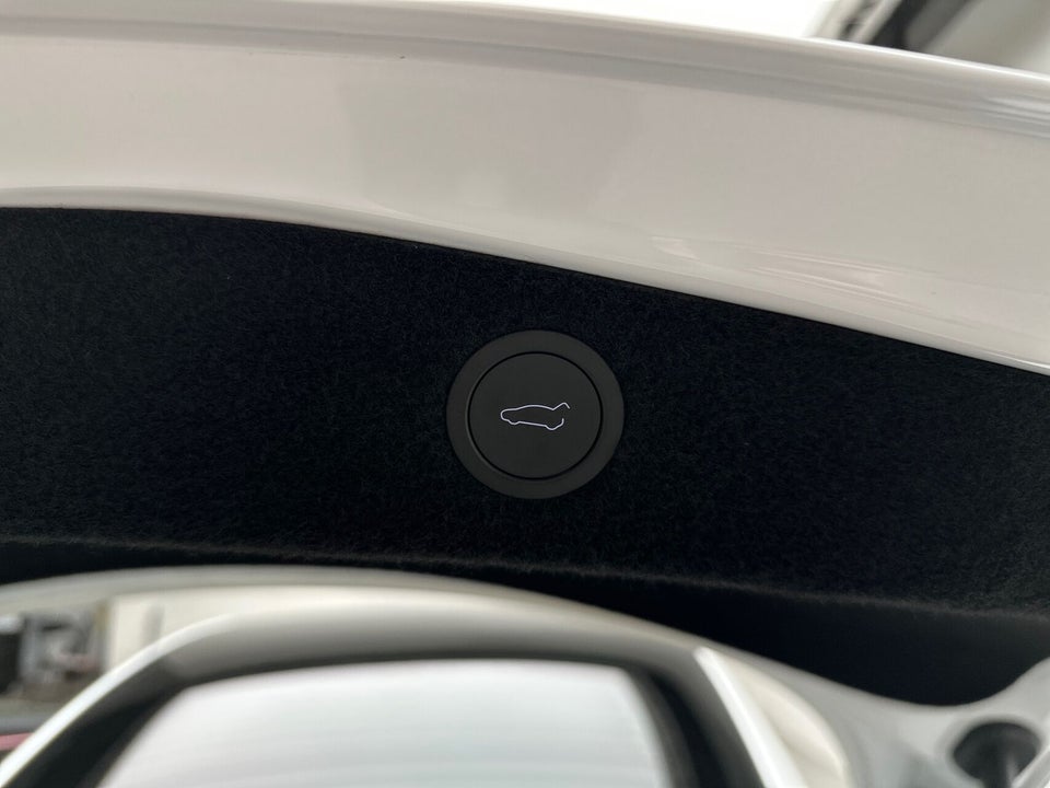 Tesla Model 3 Performance AWD 4d