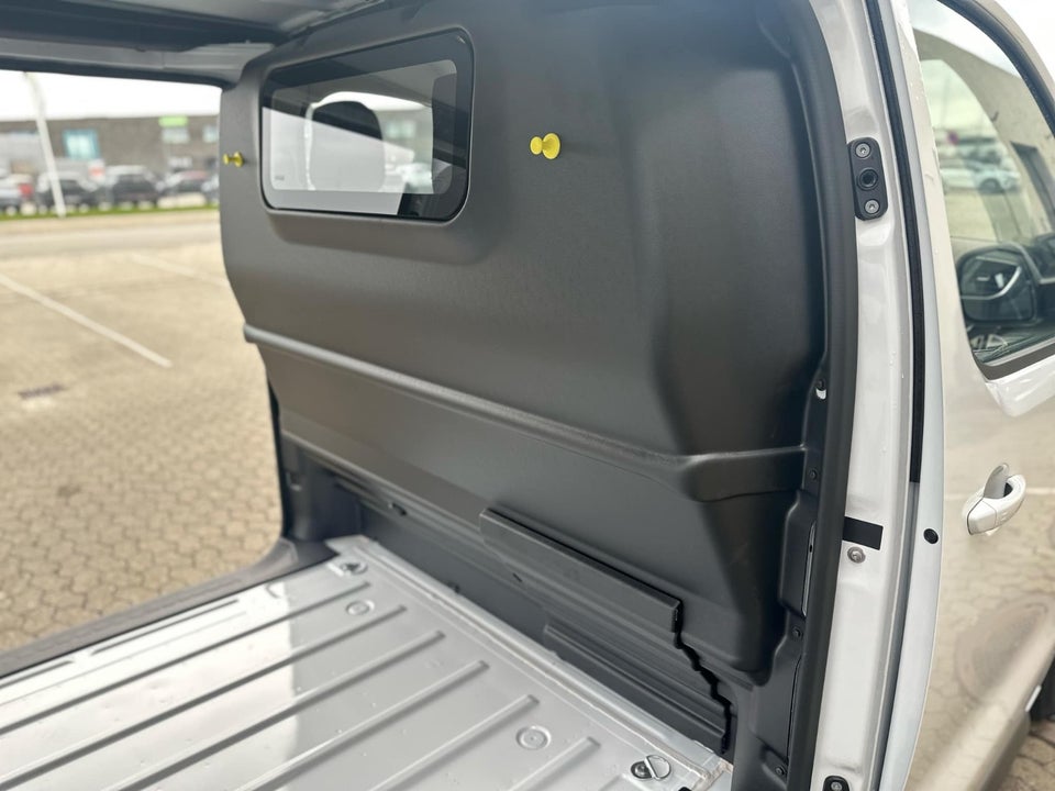 Peugeot Expert 2,0 BlueHDi 144 L2 Plus Van