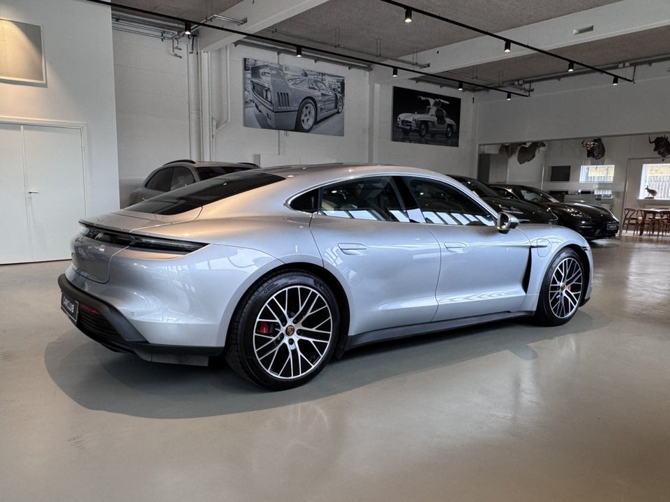 Porsche Taycan 4S Performance+ 4d