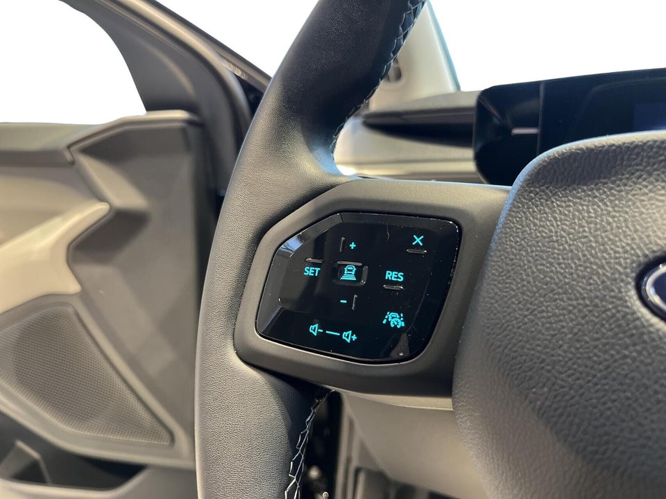 Ford Explorer 82 Select Extended Range 5d