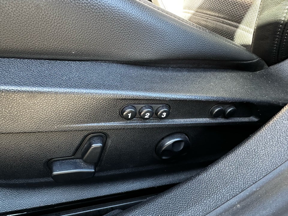 Alfa Romeo Giulia 2,0 T 280 Veloce aut. Q4 4d