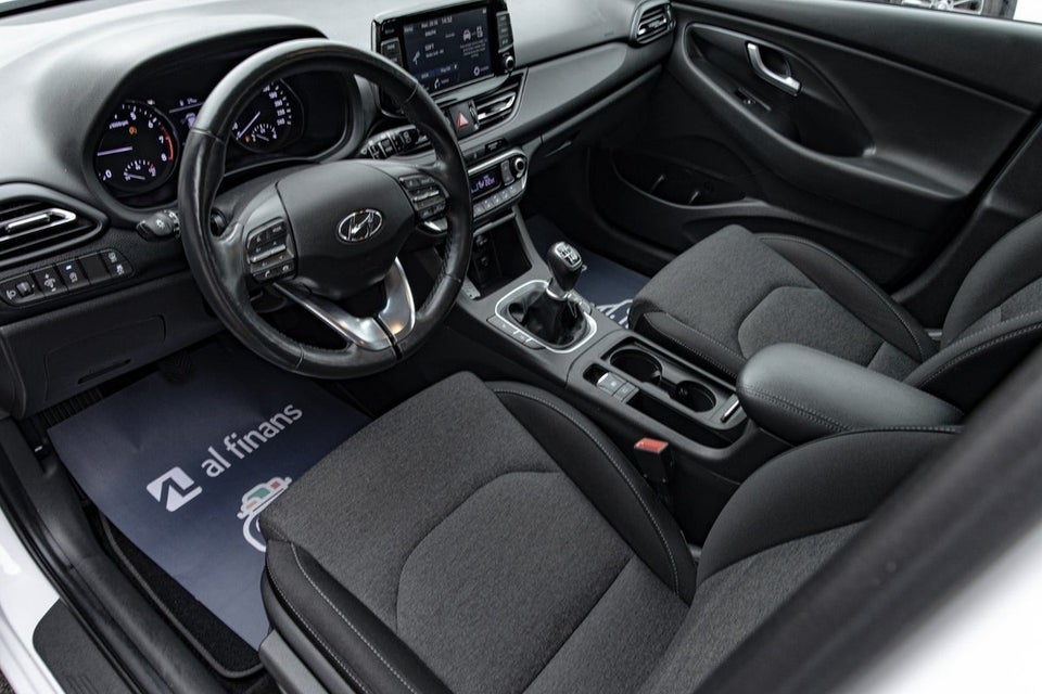 Hyundai i30 1,0 T-GDi Essential stc. 5d