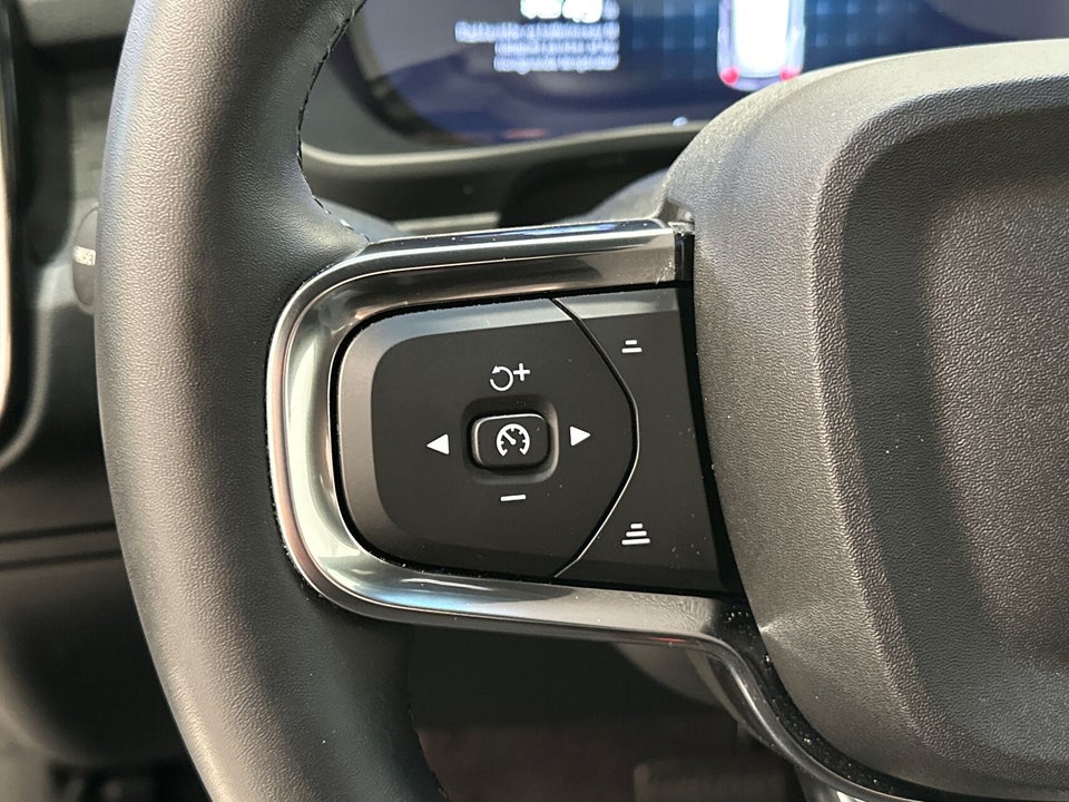 Volvo XC40 ReCharge Extended Range Core 5d