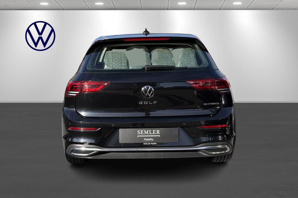 VW Golf VIII 1,4 eHybrid DSG 5d