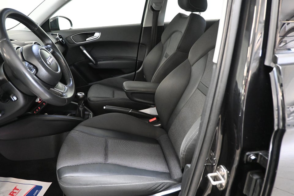 Audi A1 1,4 TFSi 122 Ambition Sportback 5d