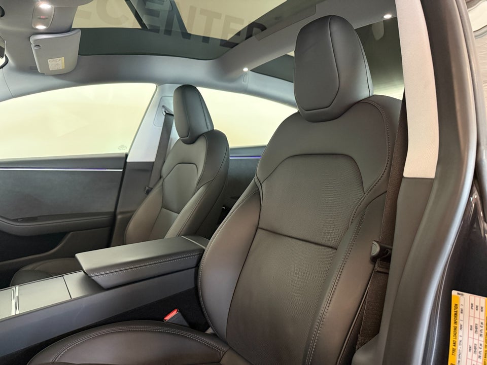 Tesla Model 3 Long Range AWD 4d