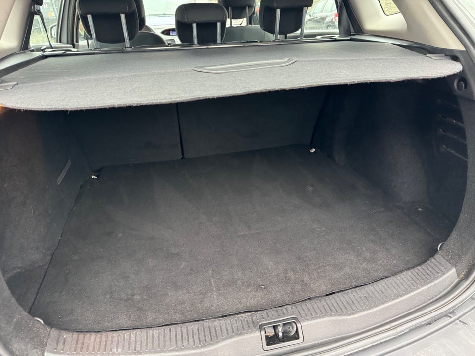 Renault Megane III 1,6 110 Authentique Sport Tourer 5d