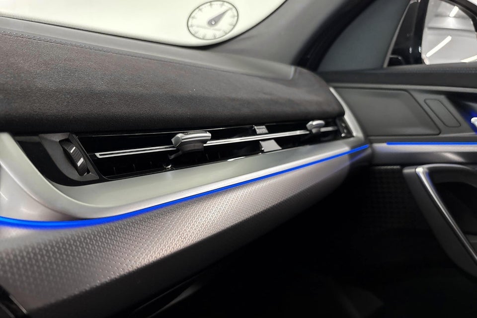 BMW iX2 eDrive20 M-Sport 5d