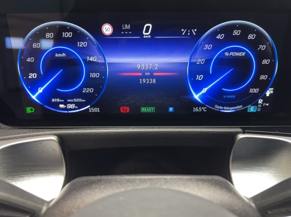 Mercedes EQB250+ Progressive 5d