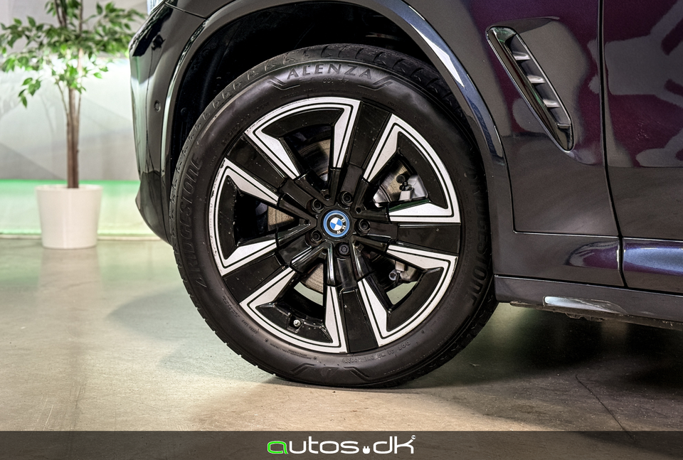 BMW iX3 Charged M-Sport 5d