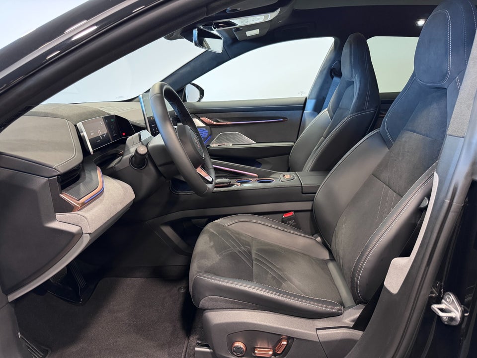 Zeekr 001 Performance AWD 5d