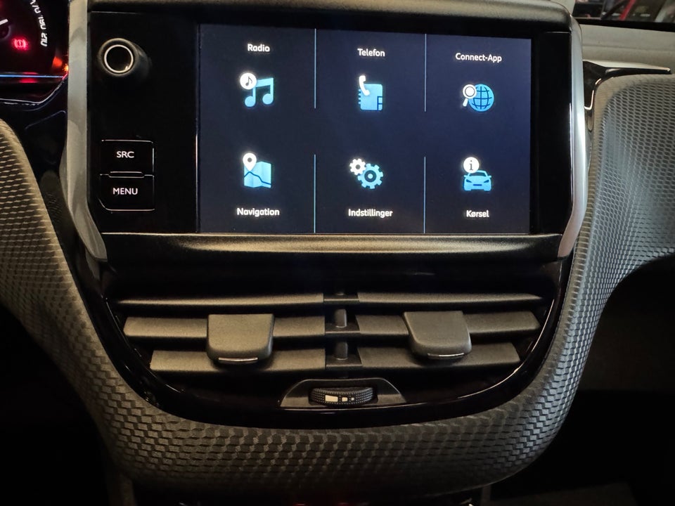 Peugeot 2008 1,6 BlueHDi 100 Allure Sky 5d