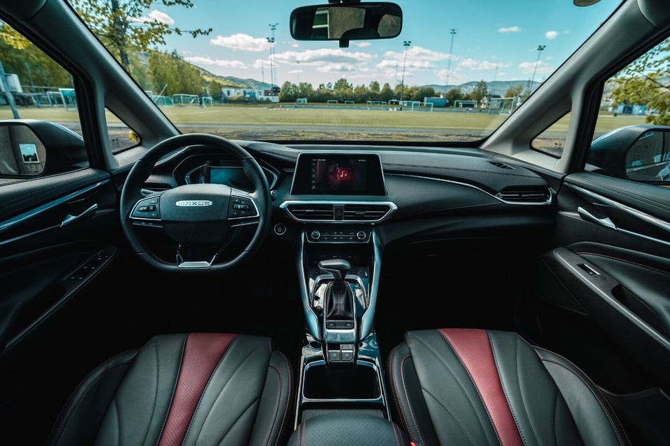 Maxus Euniq5 52 Exclusive 7prs 5d