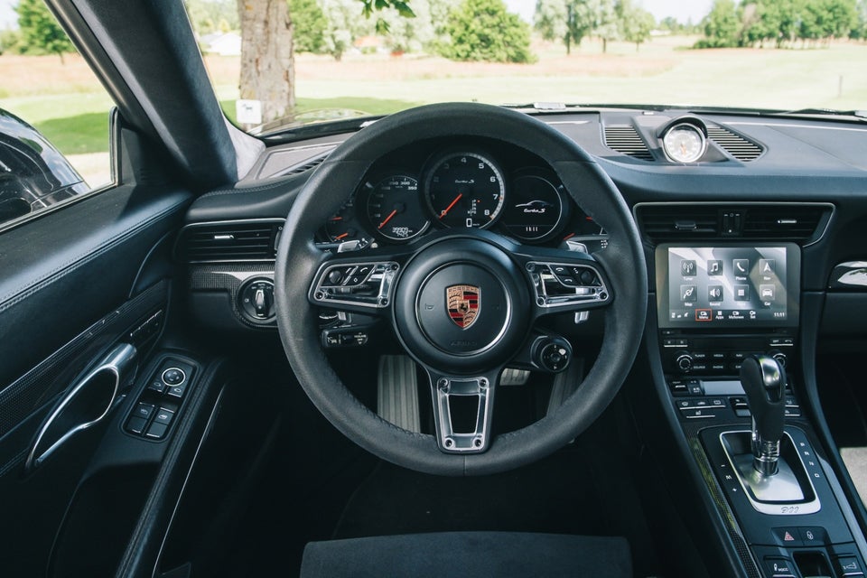 Porsche 911 Turbo S 3,8 Coupé PDK 2d