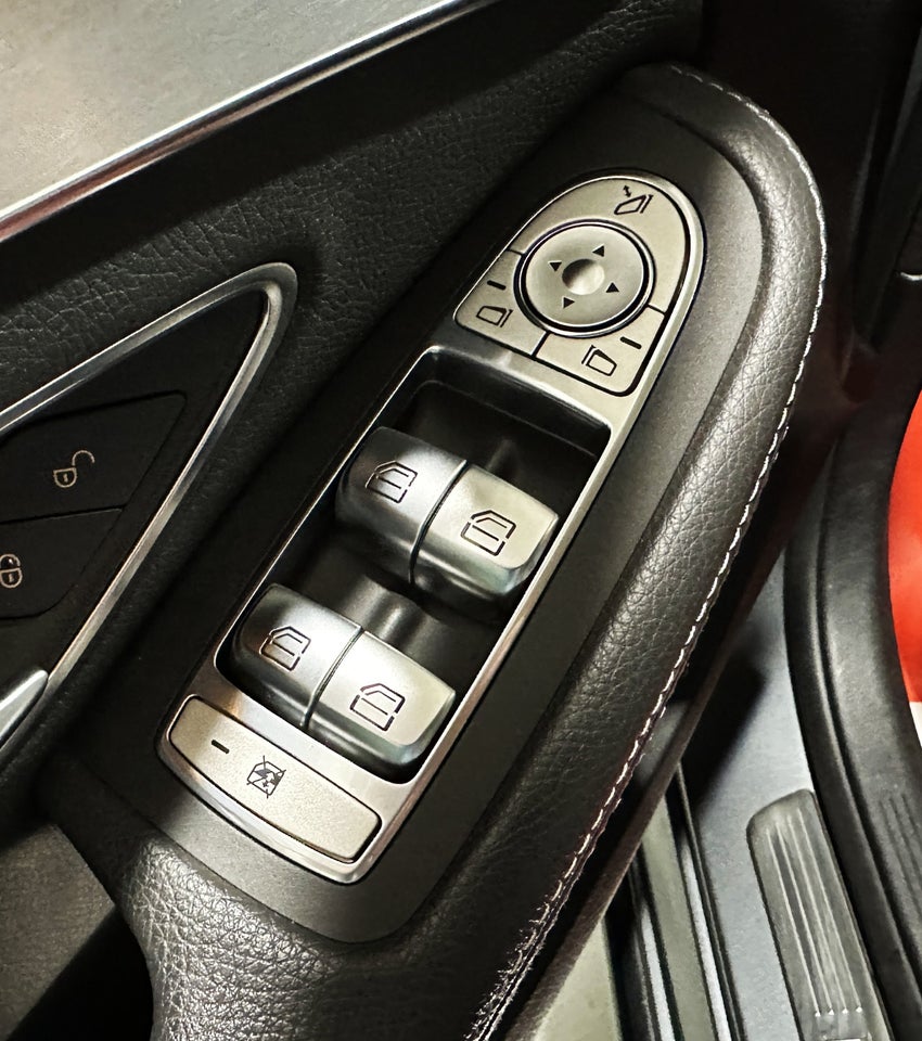 Mercedes C220 d 2,0 Avantgarde stc. aut. 5d