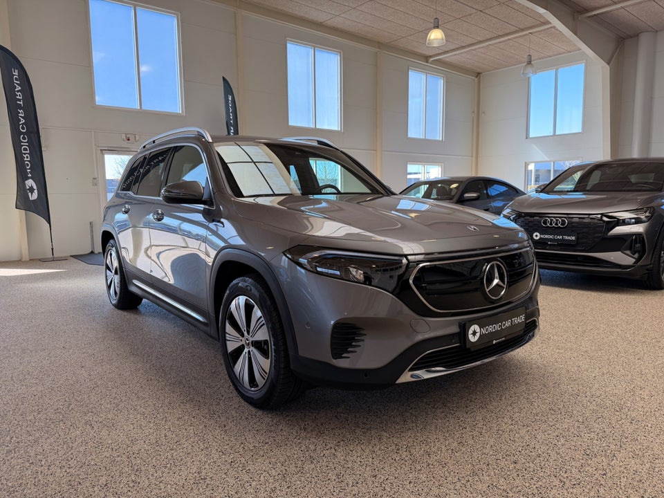 Mercedes EQB250 5d