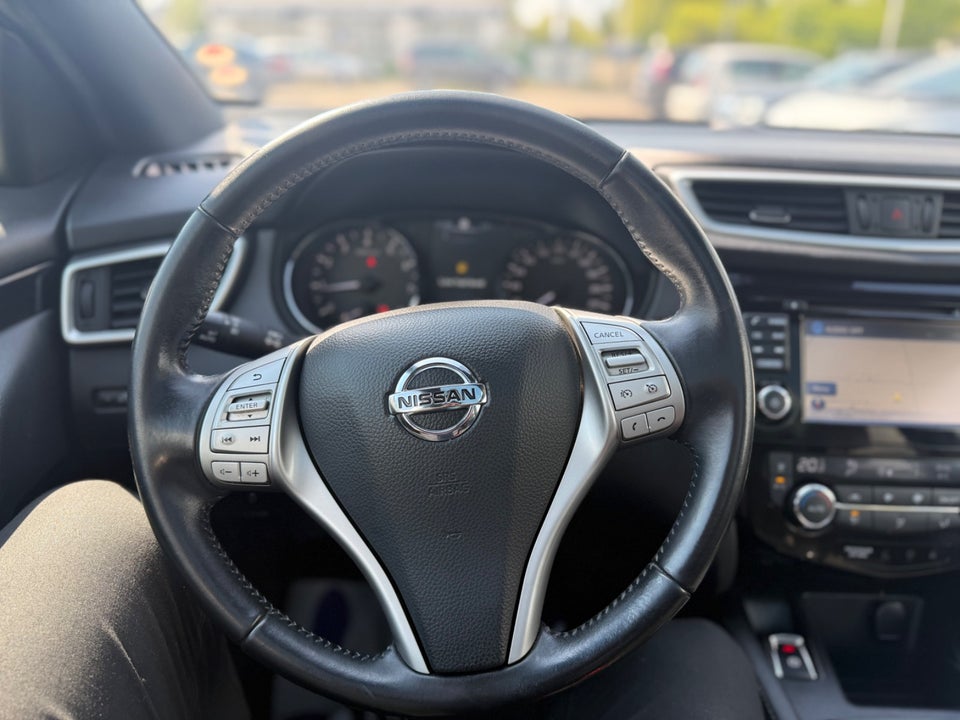 Nissan Qashqai 1,2 Dig-T 115 Tekna 5d