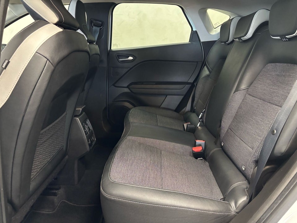 Renault Captur 1,6 E-Tech Intens 5d