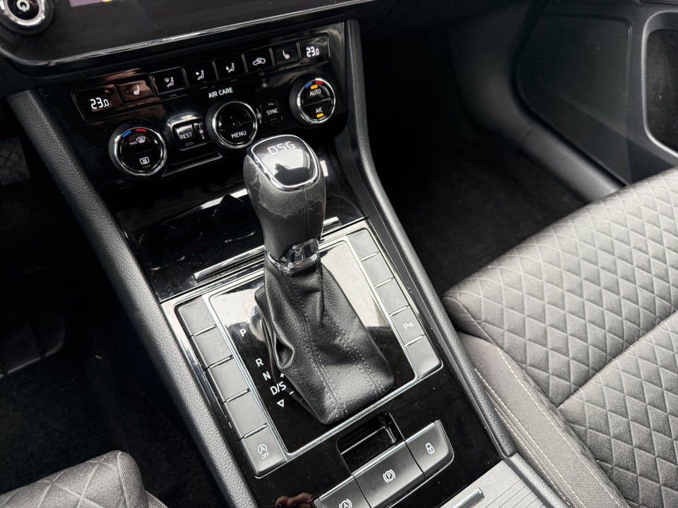 Skoda Superb 1,4 TSi 150 Style Combi DSG 5d