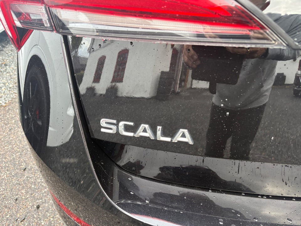 Skoda Scala 1,0 TSi 115 Ambition 5d