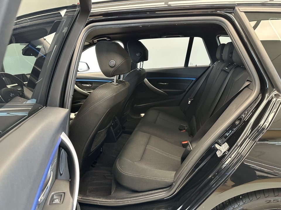 BMW 320d 2,0 Touring M-Sport aut. 5d