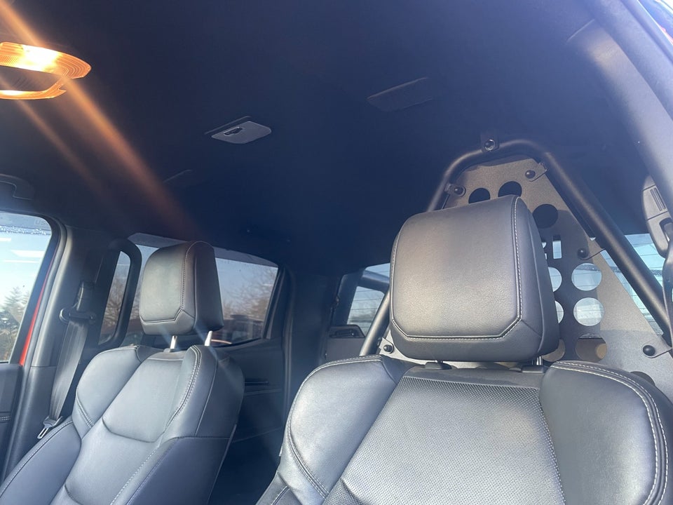 Isuzu D-Max 1,9 TD 163 Crew Cab Exclusive aut. 4d