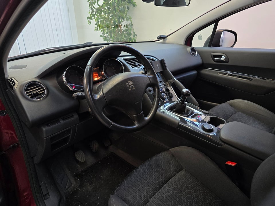 Peugeot 3008 2,0 HDi 150 Active Van 5d