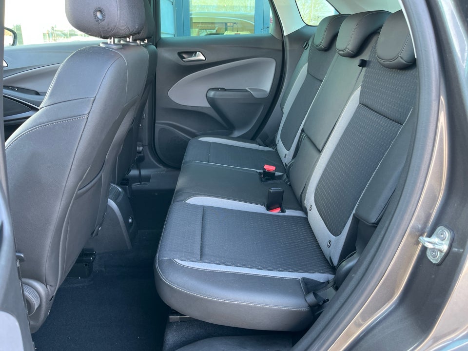 Opel Crossland X 1,2 T 130 Elegance aut. 5d