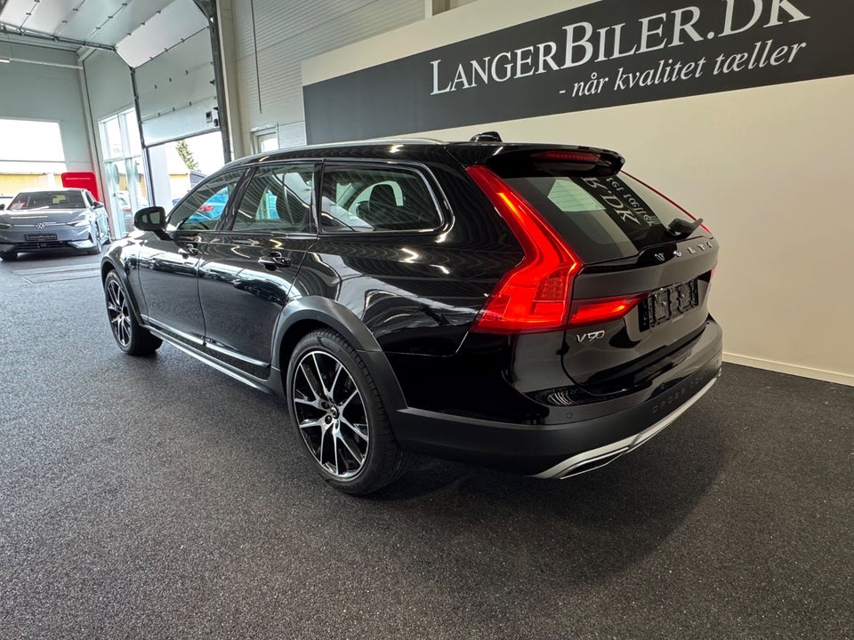 Volvo V90 2,0 D4 190 Momentum aut. AWD 5d