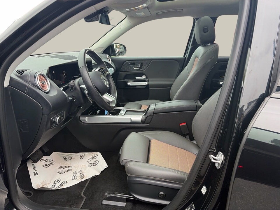 Mercedes EQB300 4Matic 5d