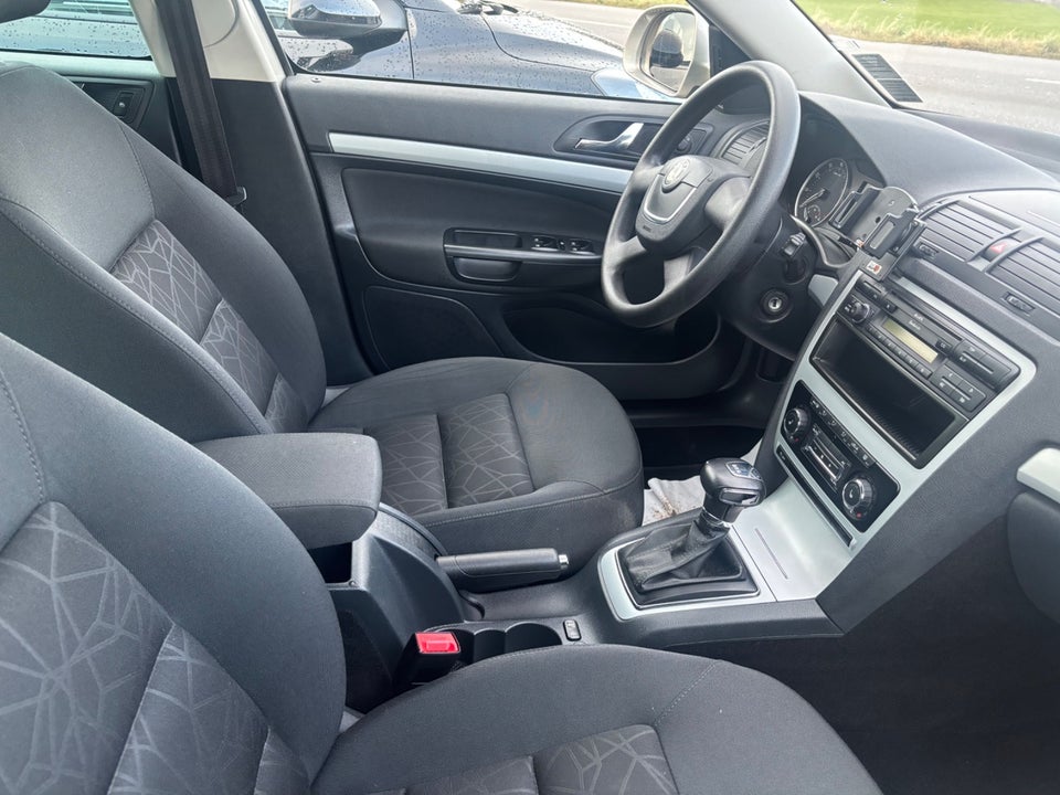 Skoda Octavia 1,2 TSi 105 Ambiente Combi DSG 5d